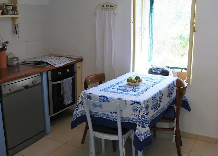 בית נופש Seaside House - Ugljan - 12355 *